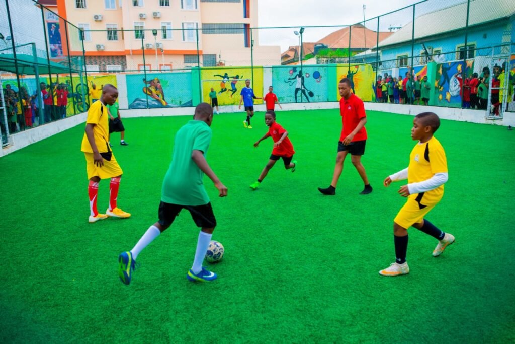 kings care universal school